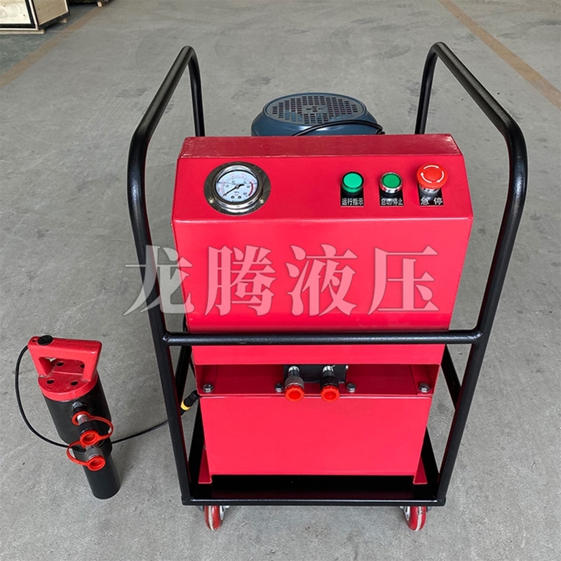 環(huán)槽鉚釘機(jī)